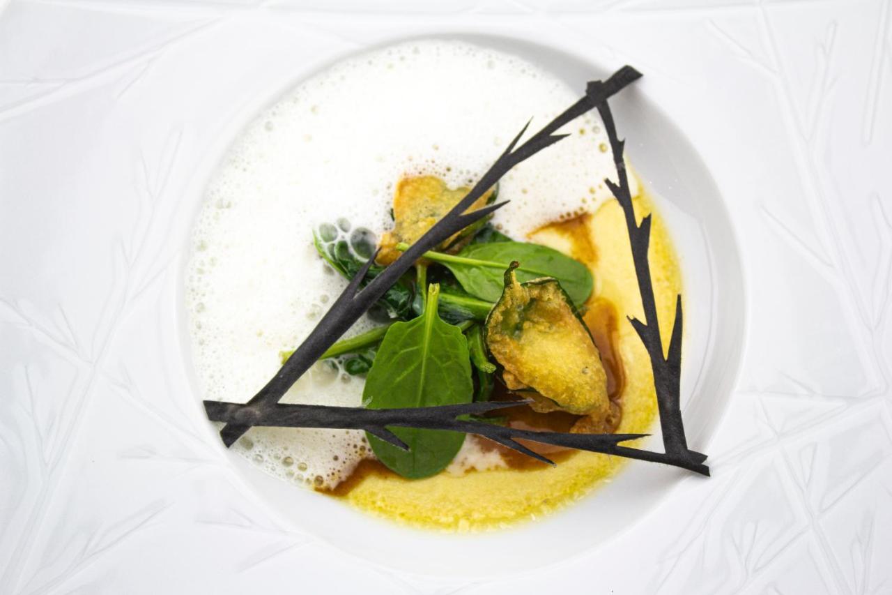 Chateau D'Origny, Chambres D'Hotes Et Restaurant Gastronomique Ouches Zewnętrze zdjęcie