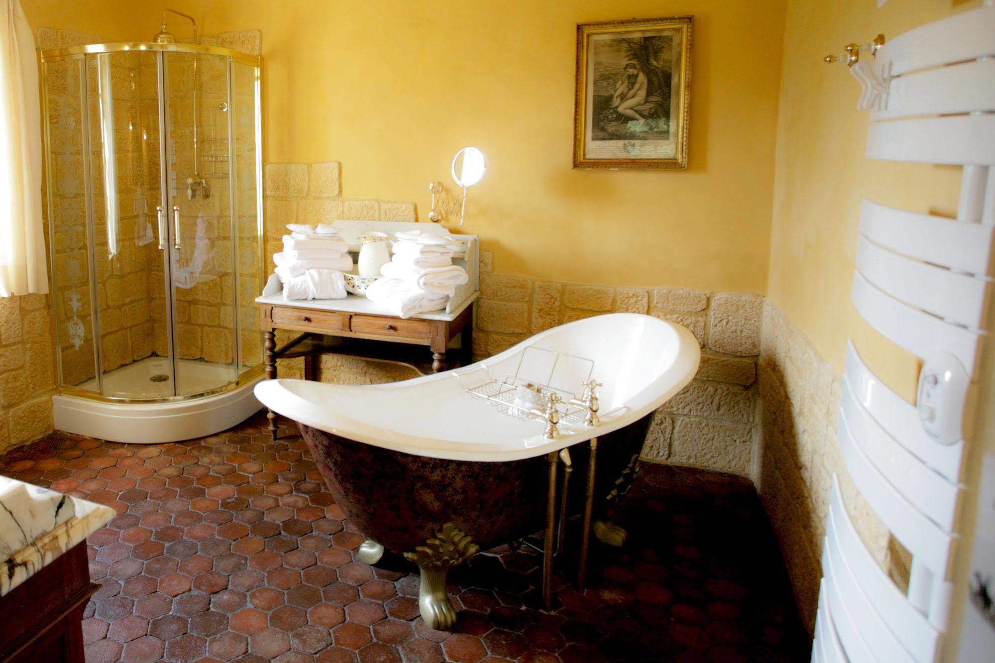 Chateau D'Origny, Chambres D'Hotes Et Restaurant Gastronomique Ouches Zewnętrze zdjęcie