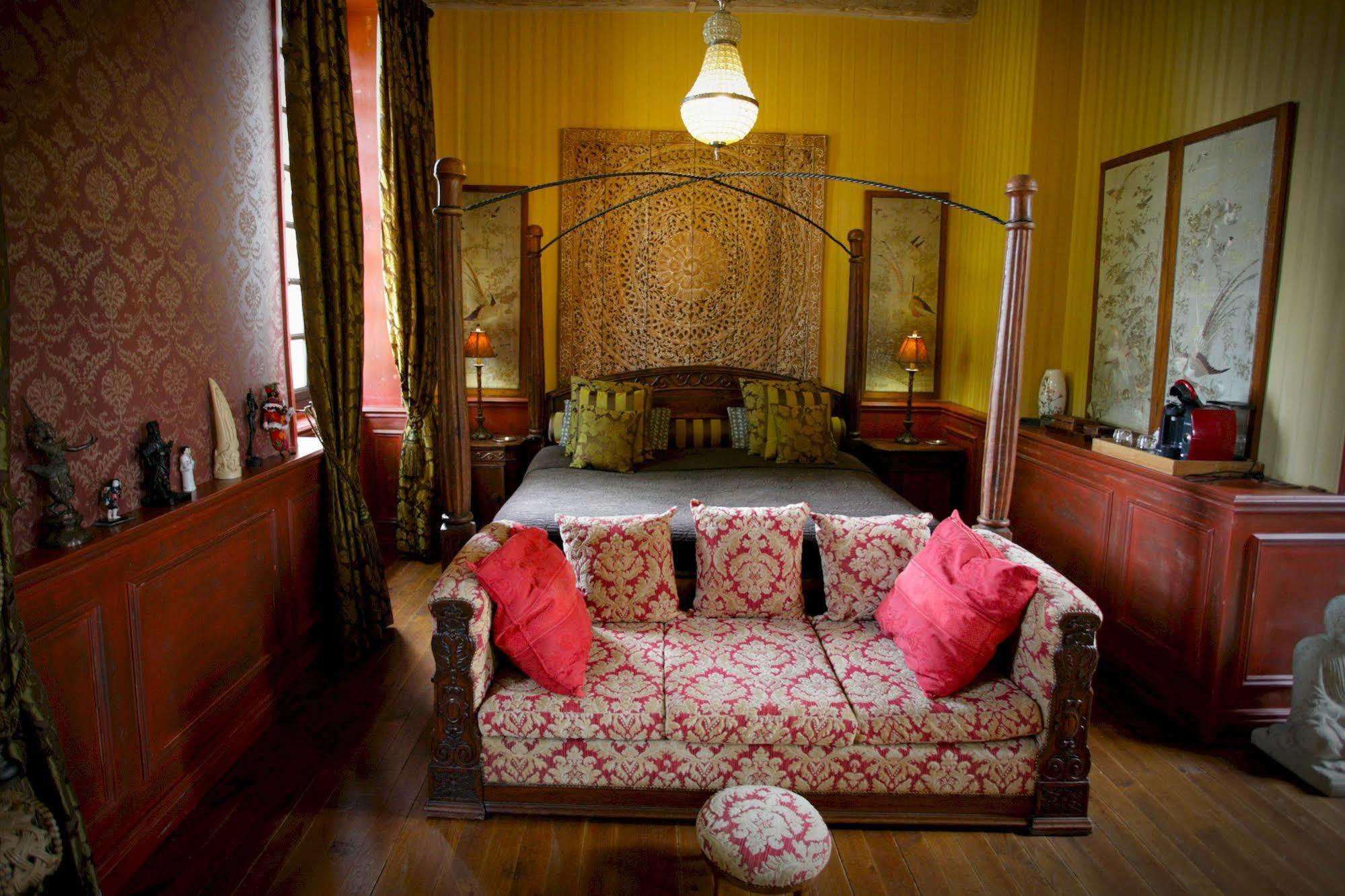 Chateau D'Origny, Chambres D'Hotes Et Restaurant Gastronomique Ouches Zewnętrze zdjęcie
