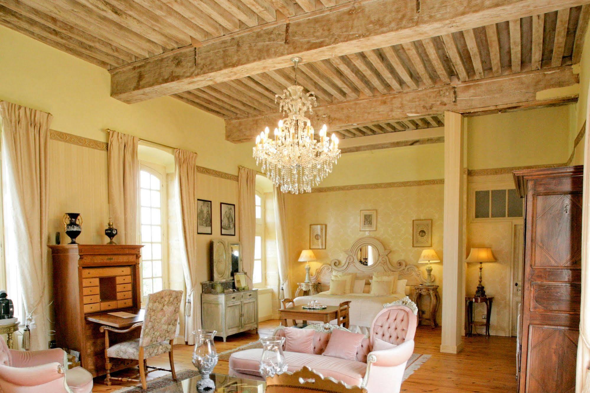 Chateau D'Origny, Chambres D'Hotes Et Restaurant Gastronomique Ouches Zewnętrze zdjęcie